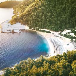 griechenland-griechische-inseln-thassos-porto-vathy-beach-g-1124681687.jpg