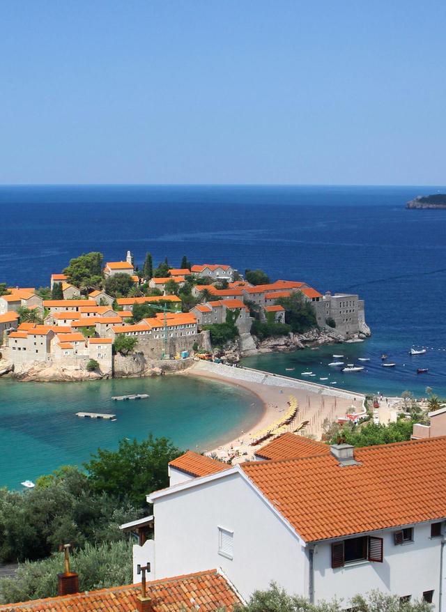 Hotel finden Montenegro