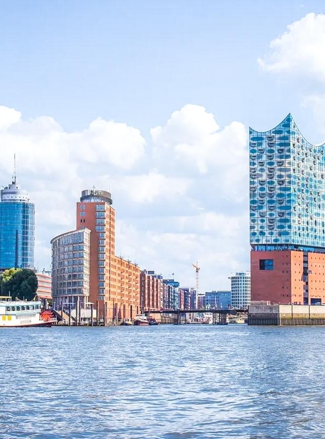 Städtereisen Hamburg deutschland-hamburg-elbphilharmonie-staedtereise-wahrzeichen-a-167886060.jpg