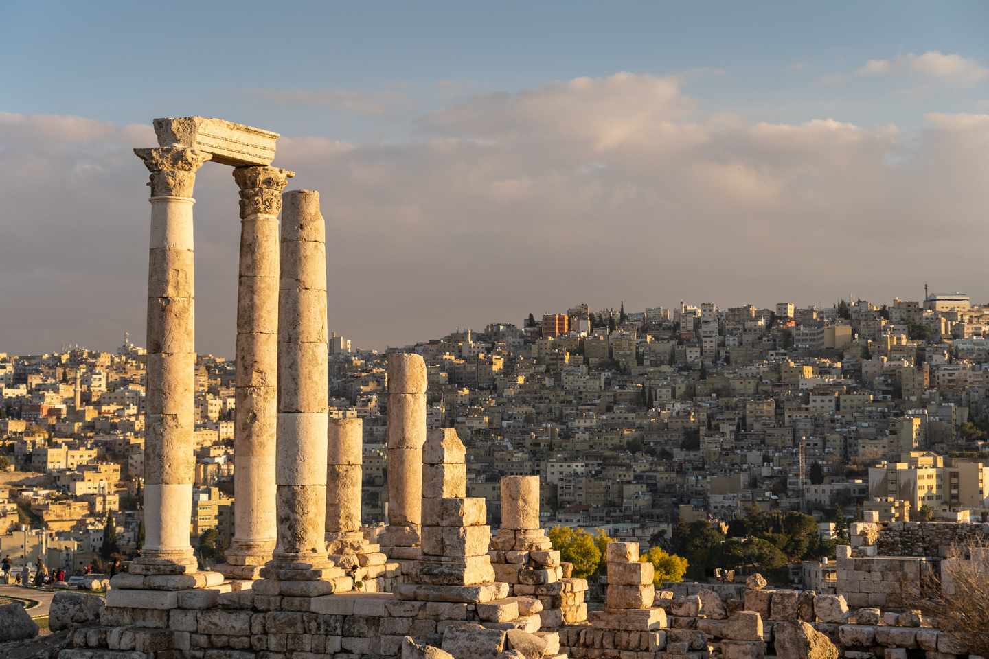 jordanien-zitadelle-amman-klein-g-1089318210.jpg