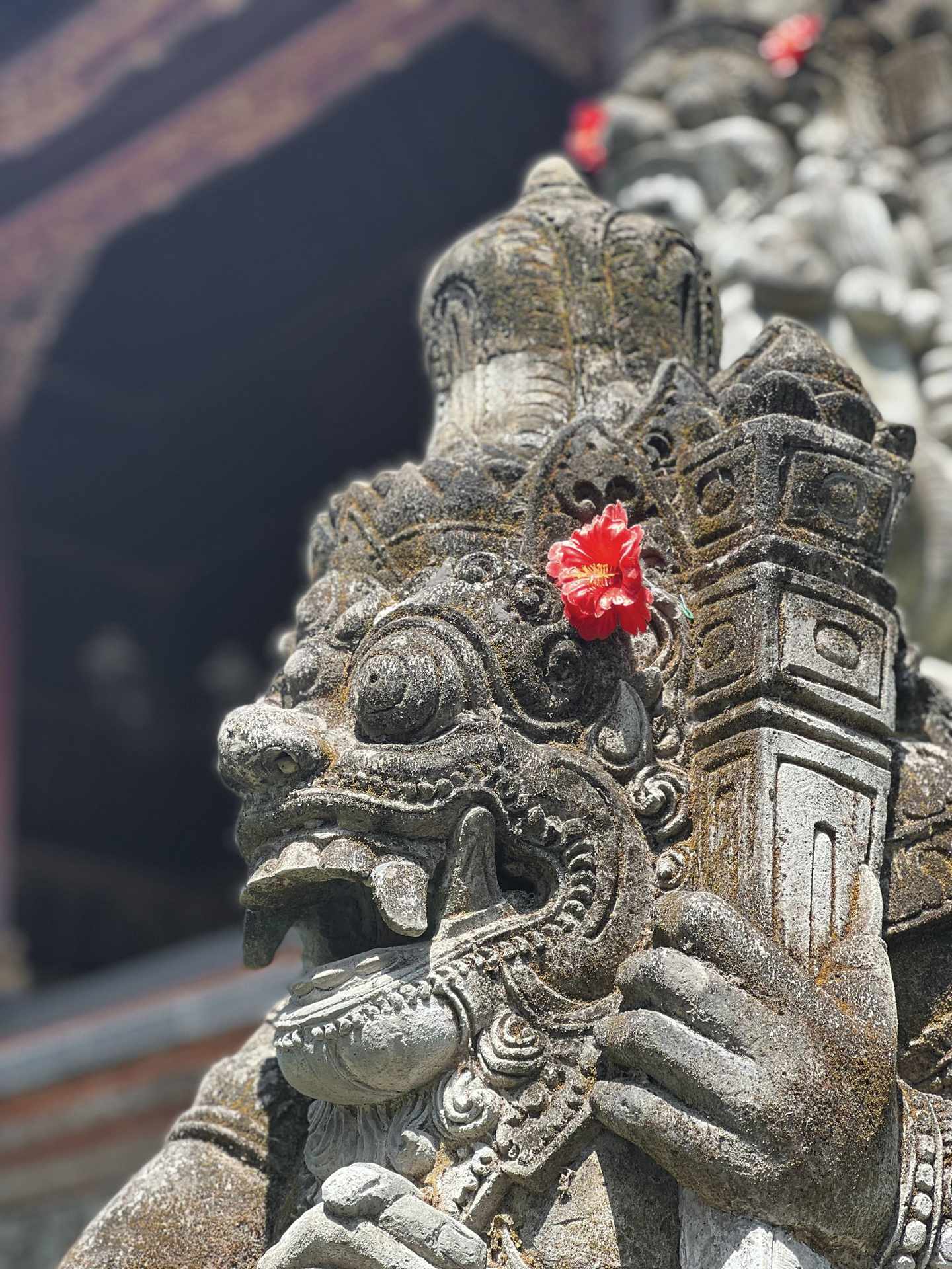 blt9a6504d4d6d11853-indonesien-bali-religioese-skulptur-in-nahaufnahme-g-1445639886.jpg Religiöse Statuen in Bali: Urlaub mit Sightseeing