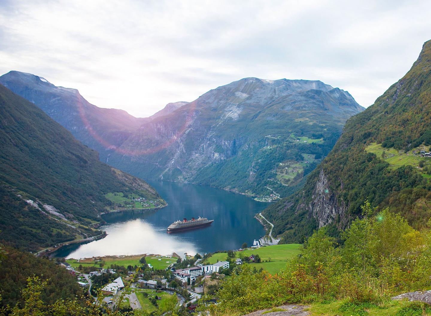 norwegen-fjord-schiff-p-G46196.jpg