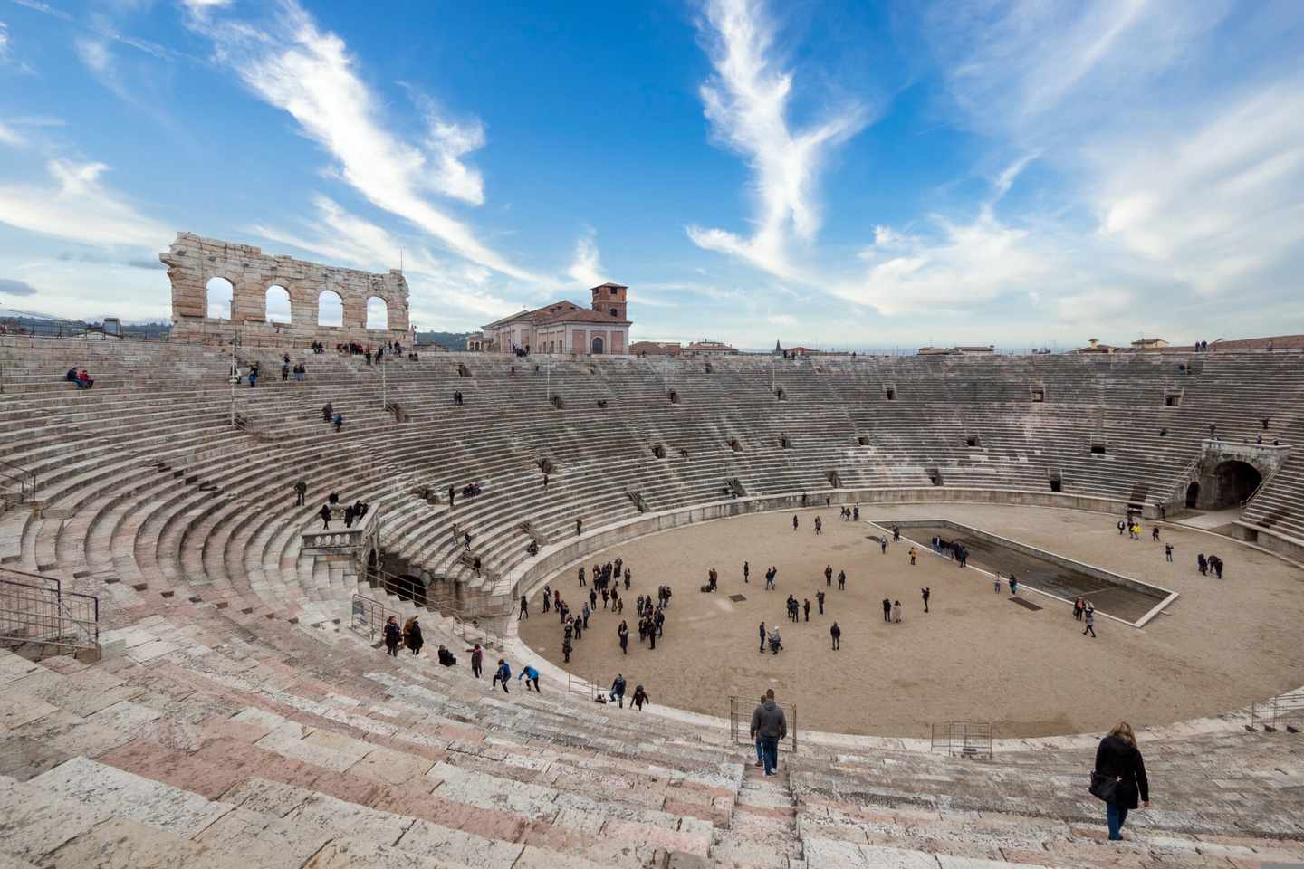 italien-venetien-verona-arena-klein-g-1218530392.jpg