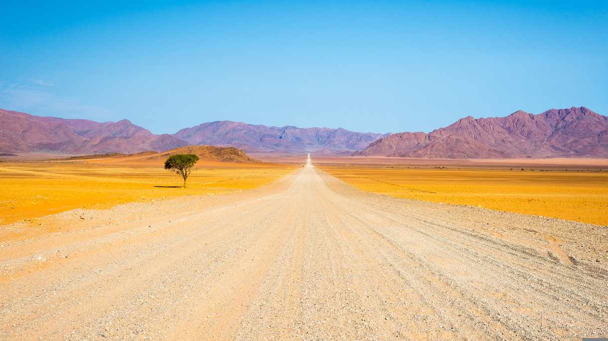 namibia-namib-desert-g-607752106.jpg