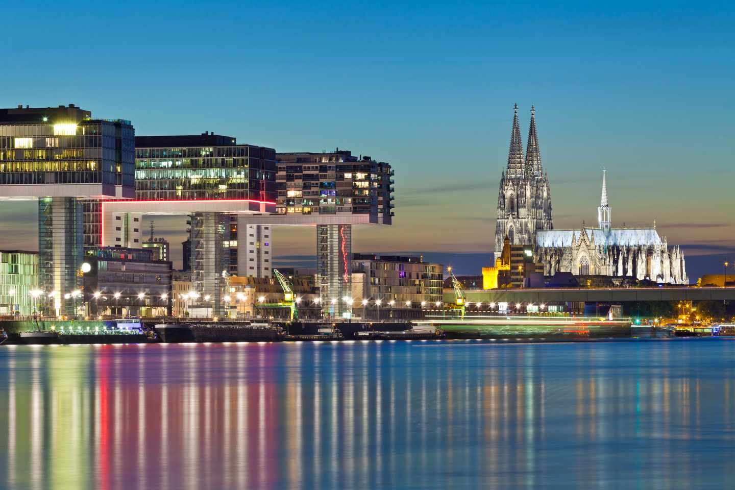 deutschland-koeln-dom-g-513104648.jpg