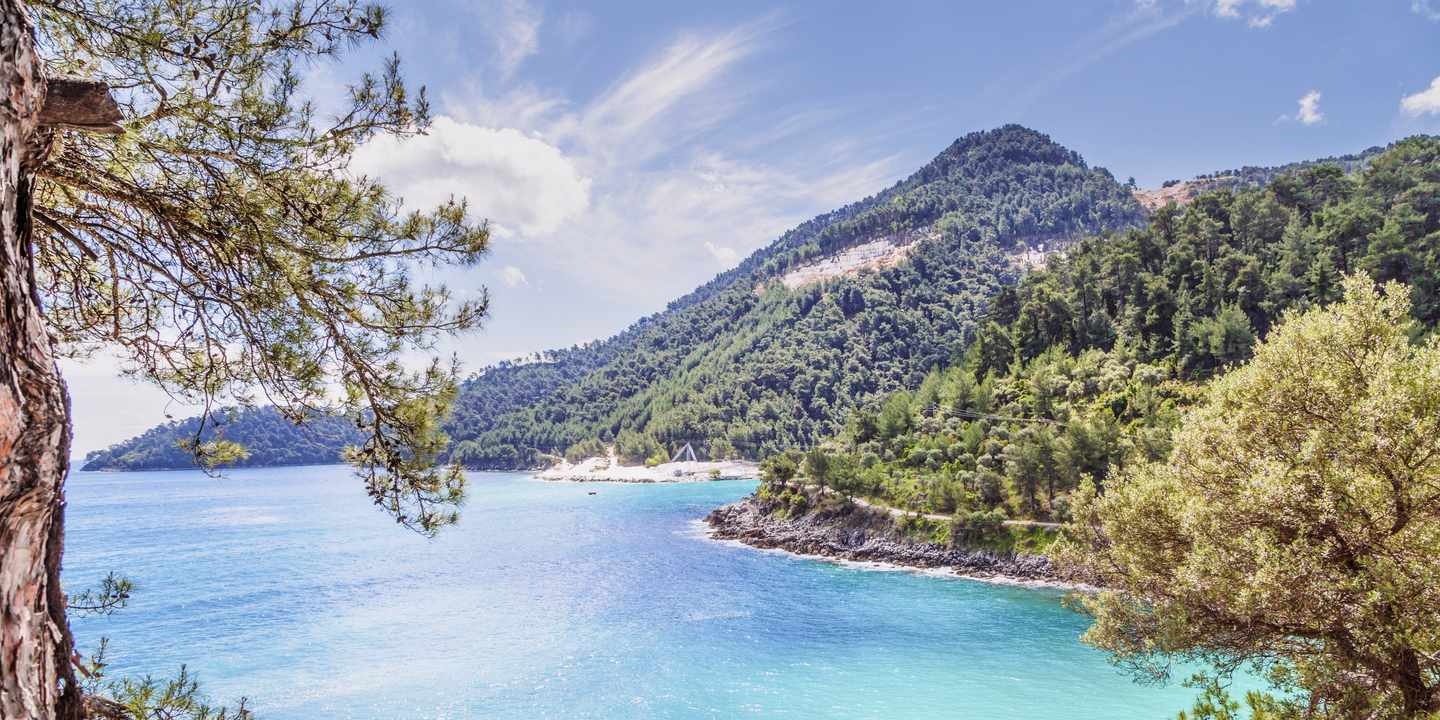 griechenland-thassos-meerwasserbucht-g-545085902.jpg