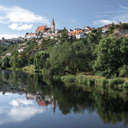 tschechien-fluss-maehren-mit-altstadt-von-znojmo-g-1647977391_bearbeitet.jpg