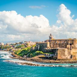 puerto-rico-san-juan-festung-castillo-san-felipe-del-morro-kueste-g-1197518608.jpg