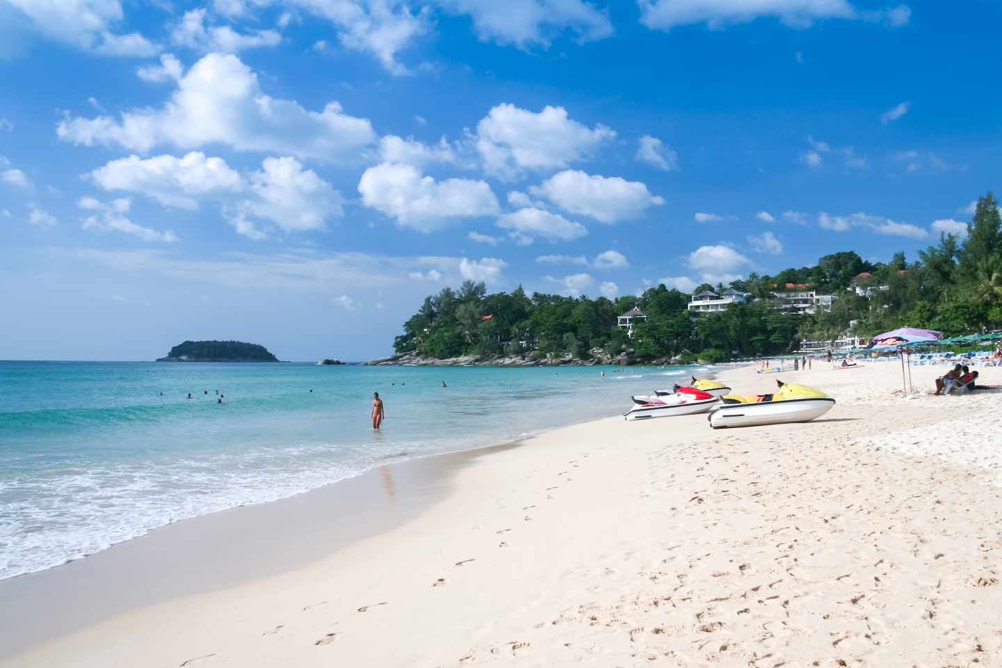 thailand-phuket-kata-noi-beach-t-178052371.jpg