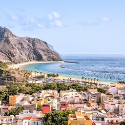 spanien-kanaren-teneriffa-san-andres-von-oben-mit-strand-und-meer-g-1948042706.jpg