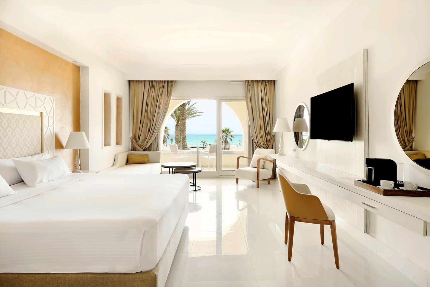 blt49a2483a4ffa115f-Iberostar_Selection_Eolia_Djerba_Bild03_DER1590186.jpg Zimmer im Iberostar Selection Eolia Djerba