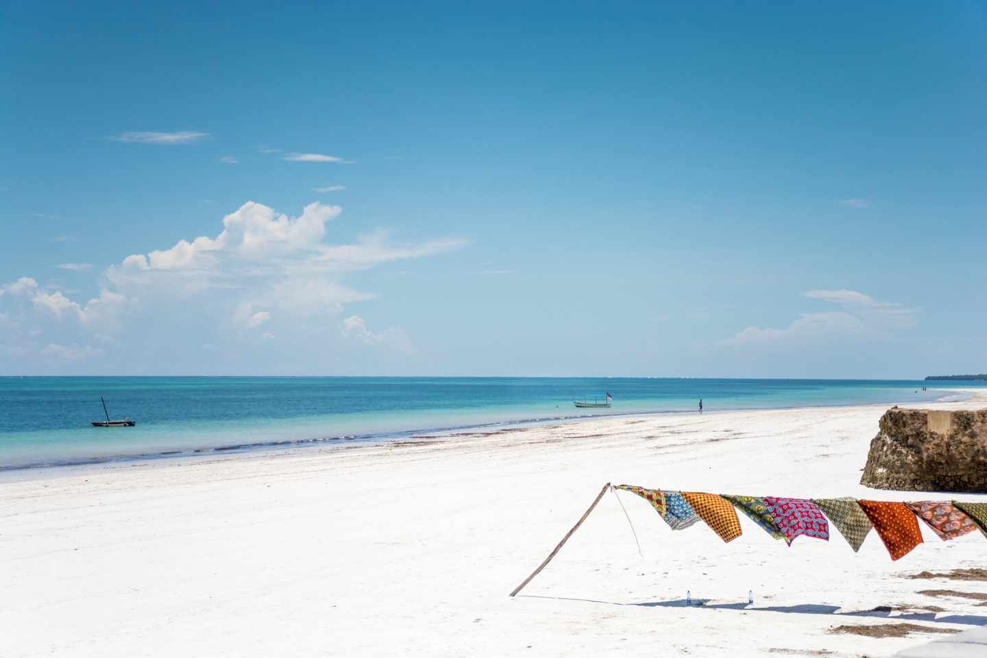 kenia-diani-beach-strand-meer-g-943095478.jpg