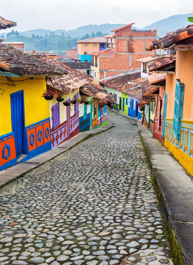 Kolumbien entdecken Kolumbien Medellin bunte Häuser
