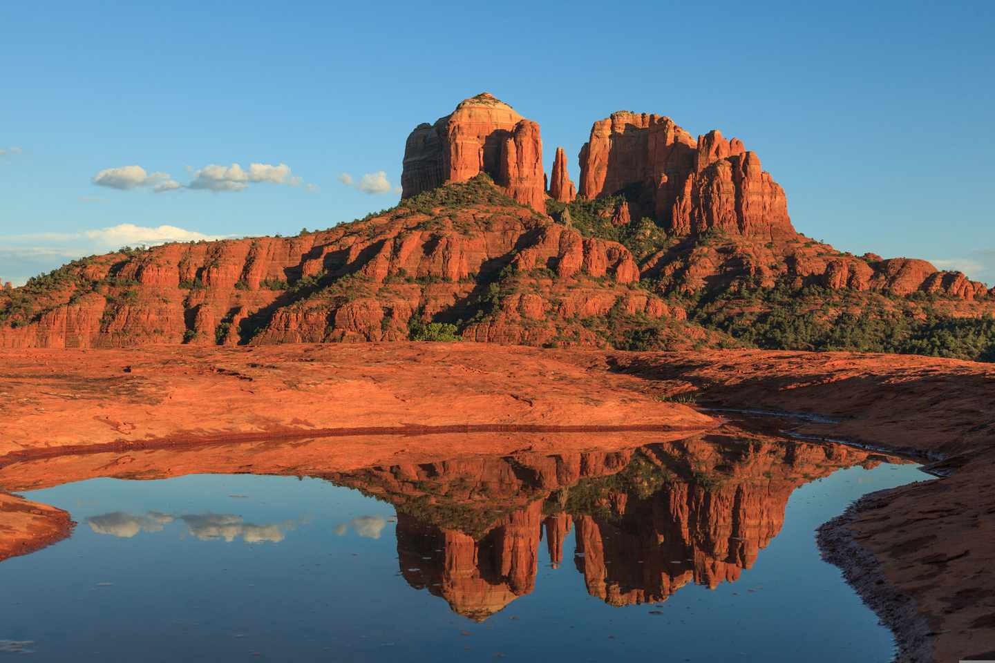 usa-arizona-sedona-valley-t-585083704.jpg