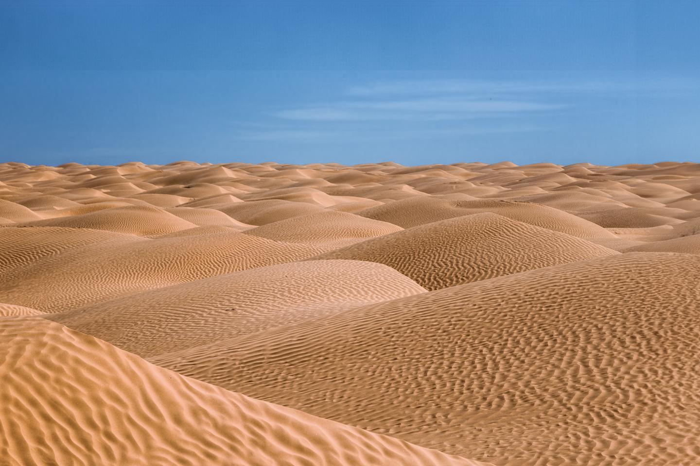 Tunesien Wüste: ein Meer von Sand-Dünen