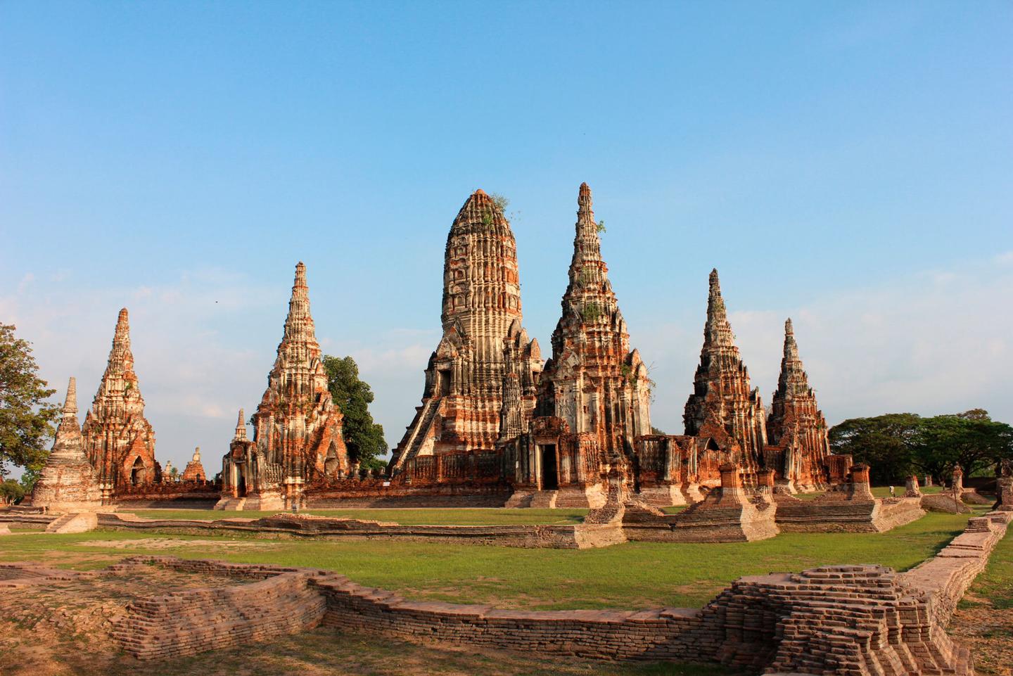 thailand-ayutthaya-t-142986303.jpg