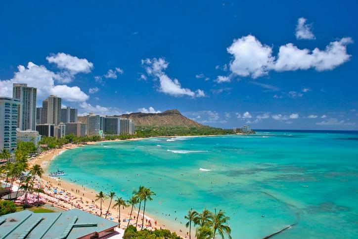 usa-hawaii-oahu-honululu-waikiki-beach-g-178735760.jpg