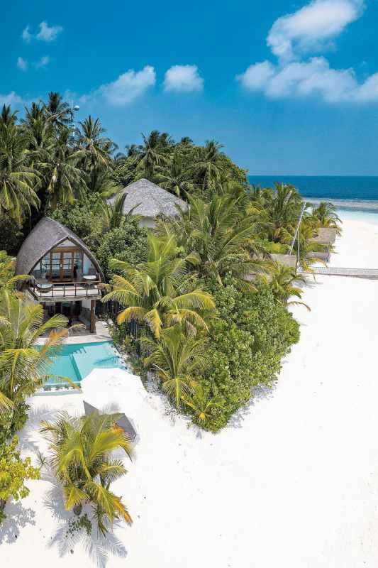 blte854460d86f03951-malediven-ari-atoll-kandholhudhoo-kandolhu-maldives-luftaufnahme-resort-DER_ATC_MLE10111B_S23_11-f-indischer-ozean.jpg Villa am Strand des Kandoluh Maledives Hotels aus der Vogelperspektive
