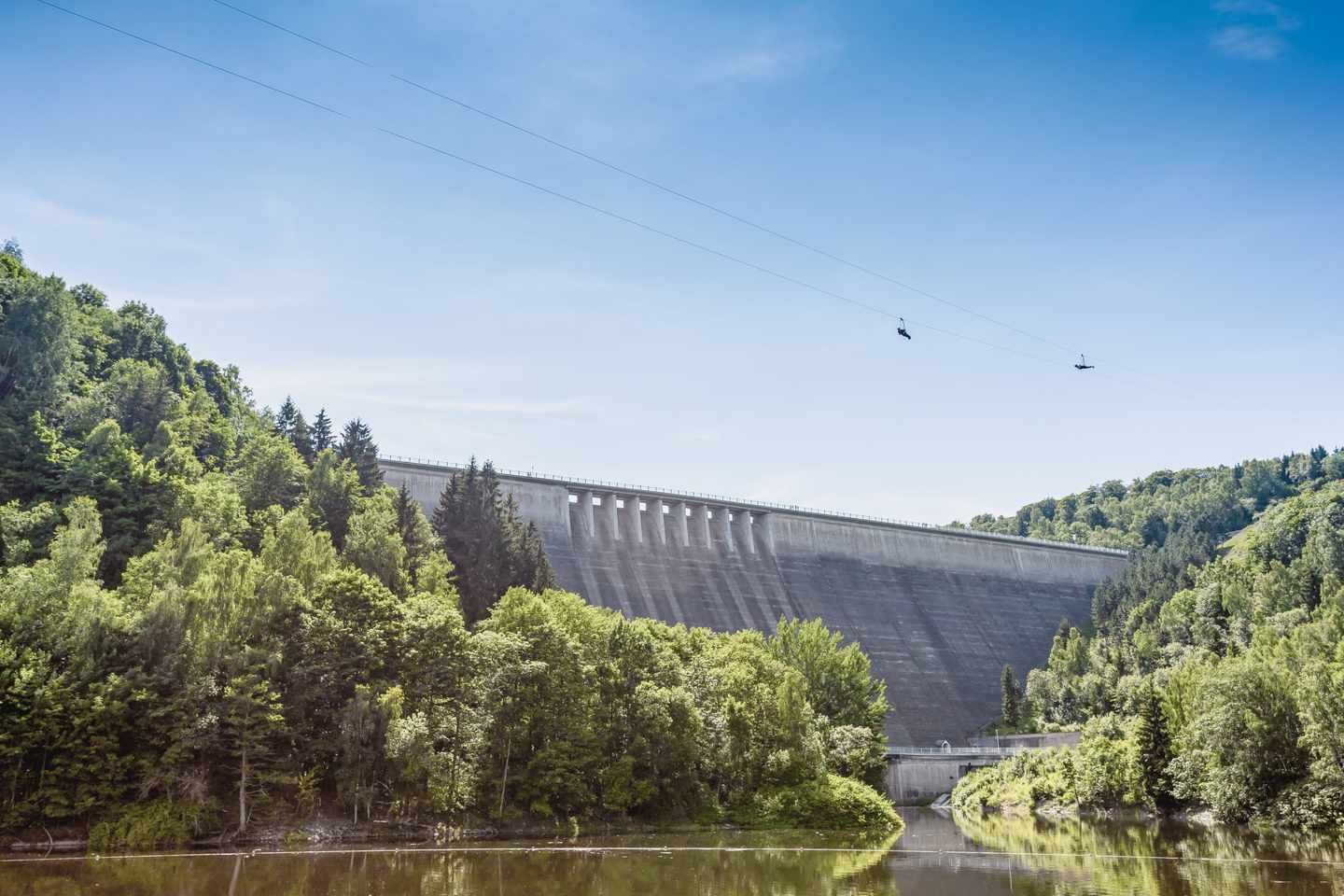 deutschland-harz-rappbodetalsperre-blick-auf-den-staudamm-g-1210399888.jpeg
