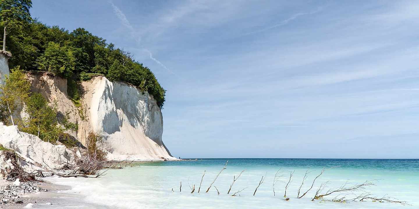 deutschland-ostsee-ruegen-kreidefelsen-fotospots-deutschland-neu-g-841311596.jpg
