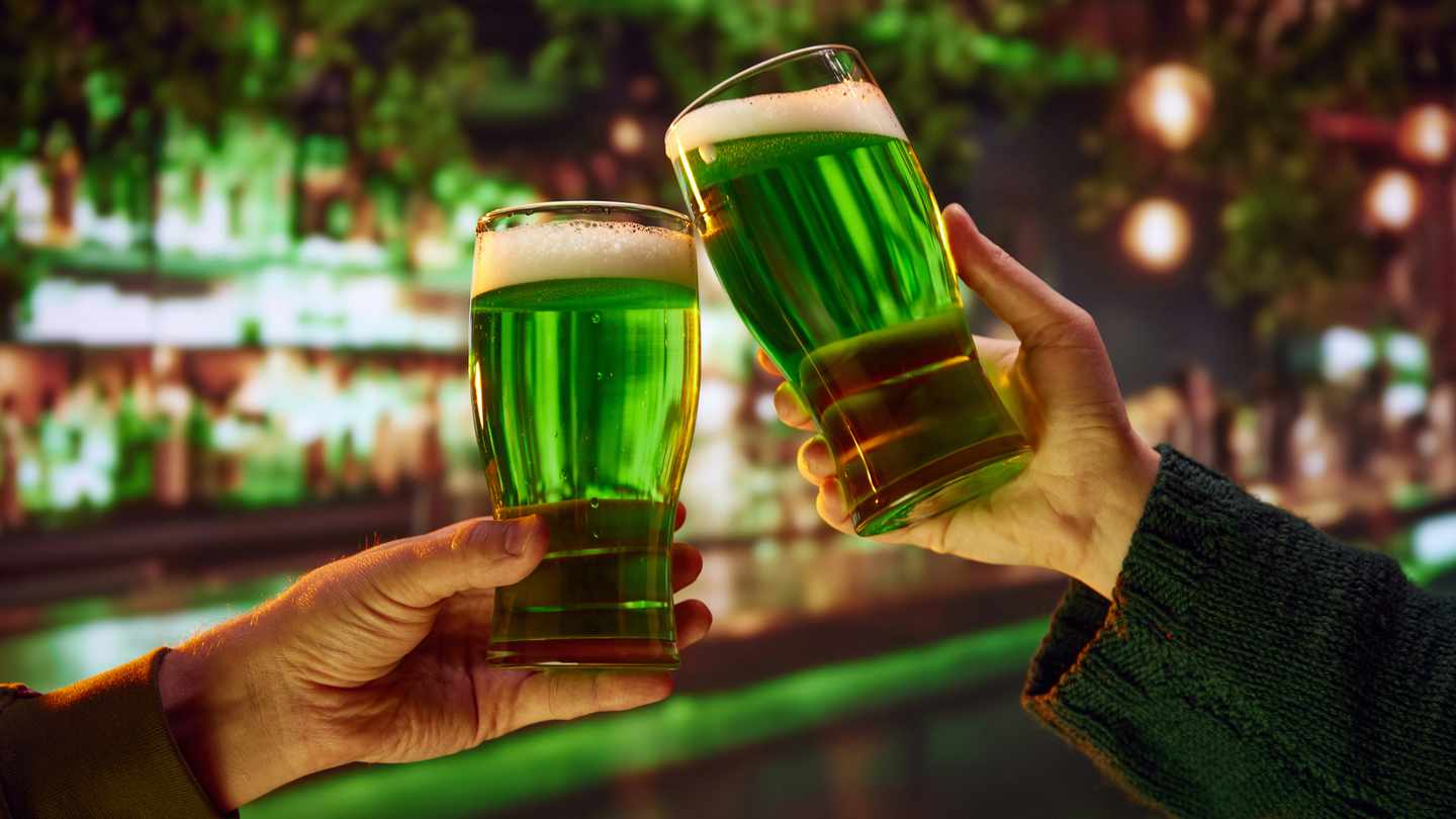 Irland-Bier-im-Pub-St.-Patricks-Day-g-1927555404.jpg