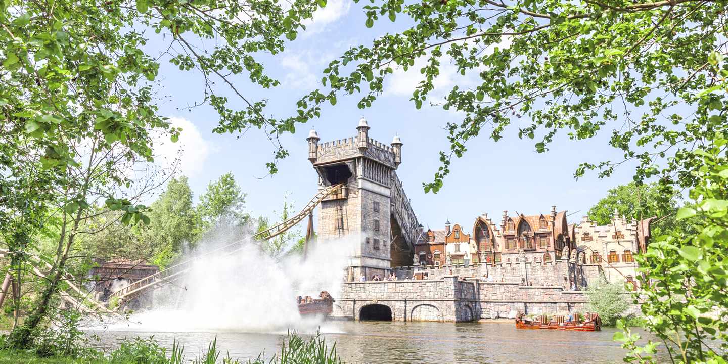 freizeitparks-niederlande-efteling-hero-heel-de-vliegende-hollander-partner.jpg