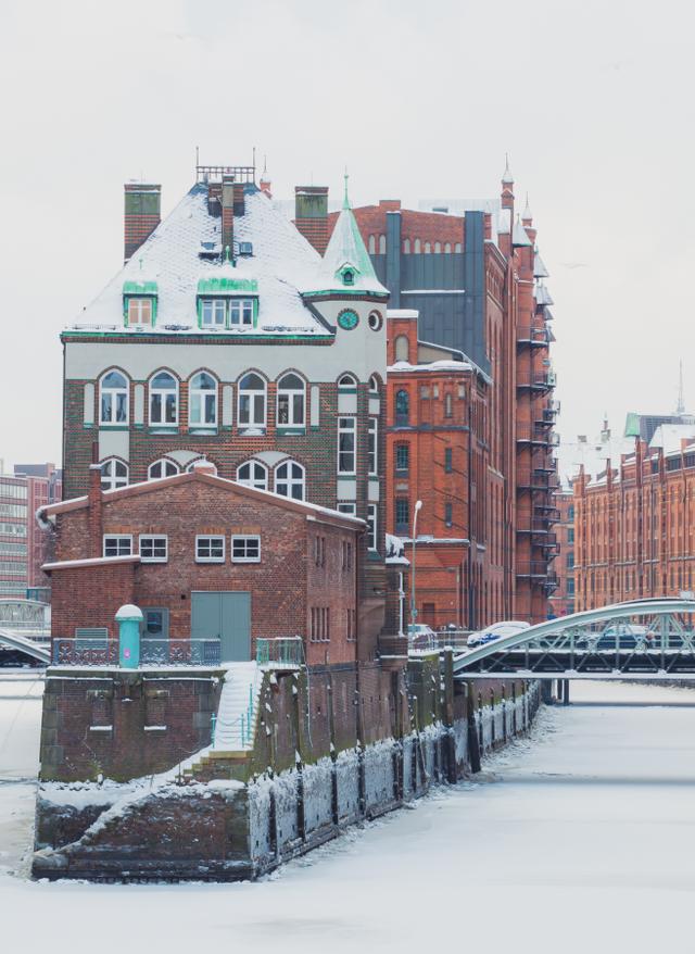 Winter in Hamburg Winter In The City - Städtereisen im Winter Hamburg Hafen