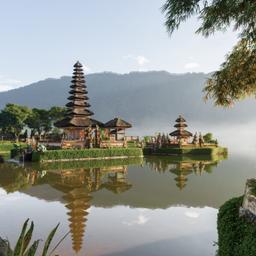 indonesien-bali-pura-ulun-danu-bratan-g-518355150.jpg