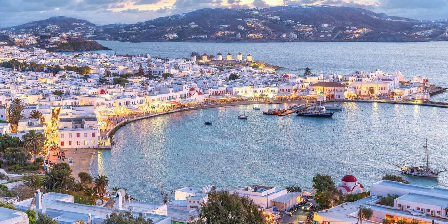 griechenland-mykonos-mykonos-stadt-sonnenuntergang-g-2058305199.jpg