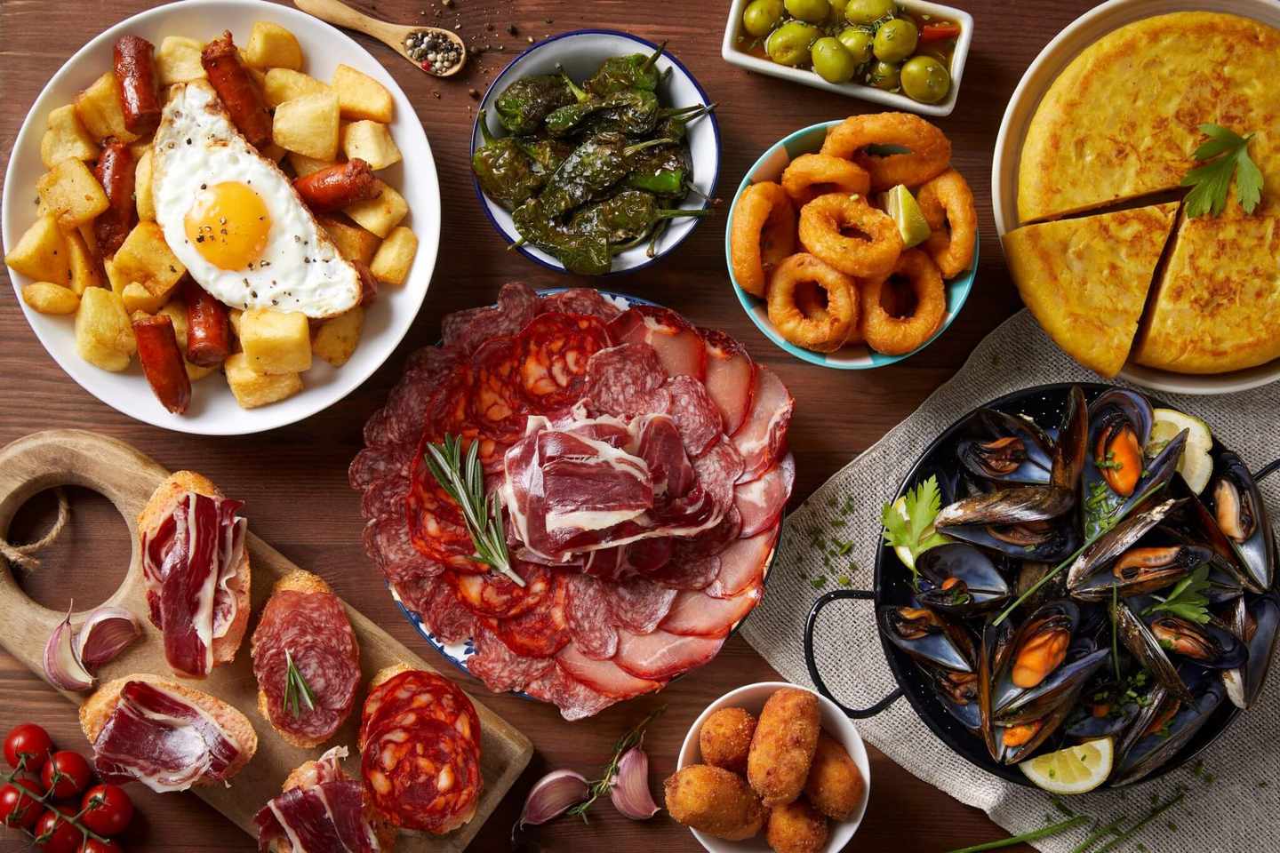 spanien-katalonien-barcelona-tapas-g-1350197620.jpg