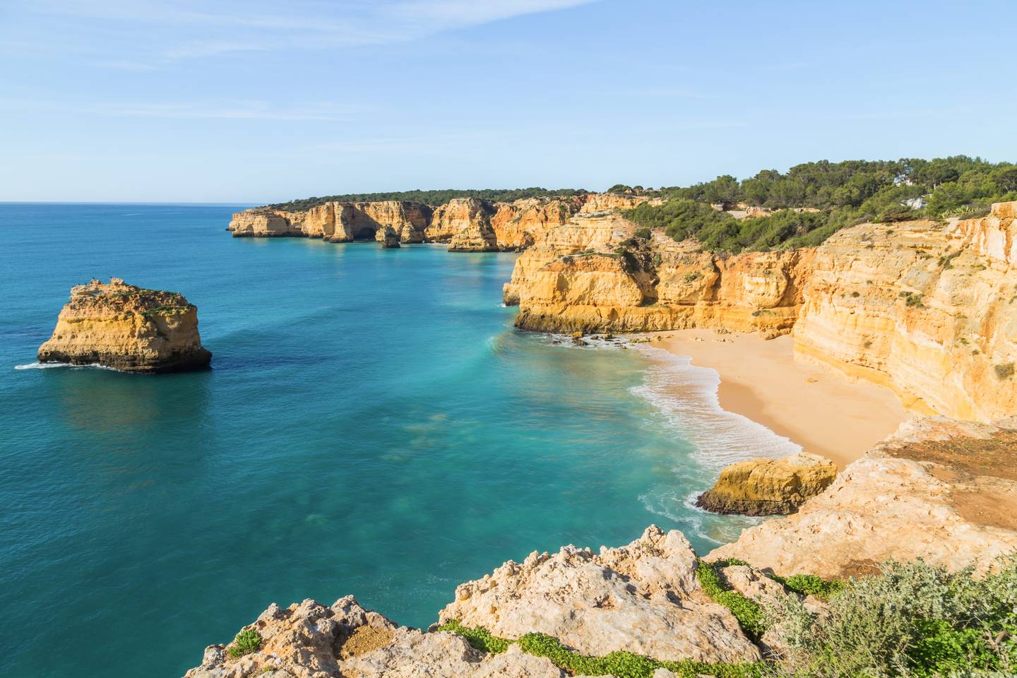 portugal-algarve-bucht-mit-strand-g-1731386020.jpg