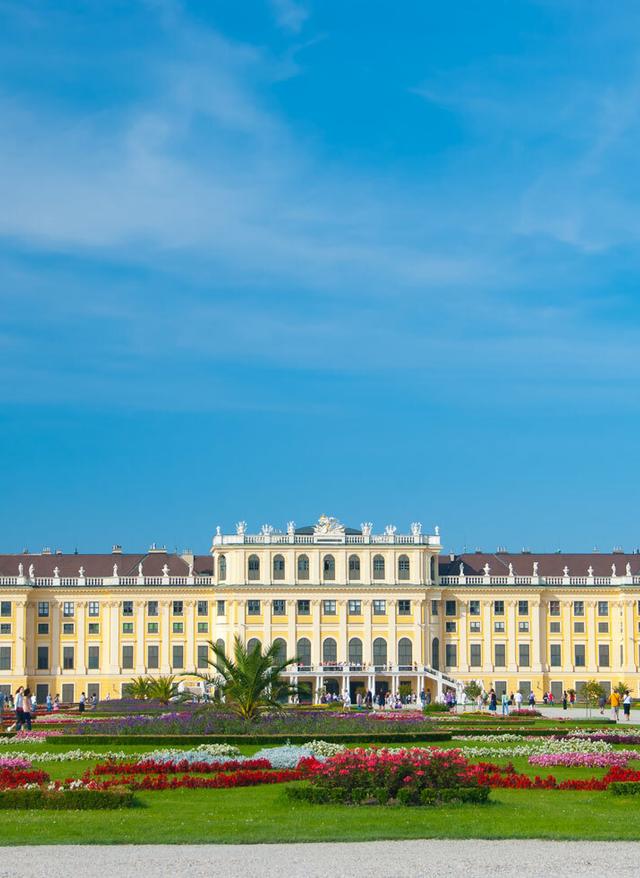 Städtereisen Wien wien-schloss-schoenbrunn-t-111903877.jpg