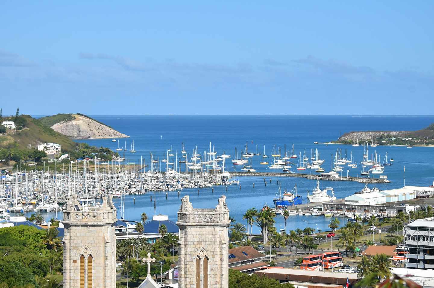 neukaledonien-noumea-citron-bay-t-598960842.jpg