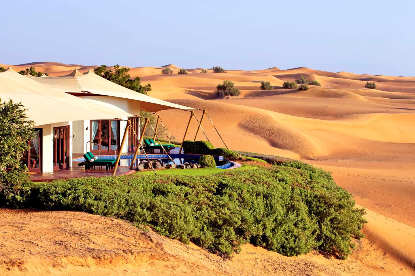 Vereinigte-arabische-emirate-dubai-hotel-al-maha-d-DER0972665.jpg