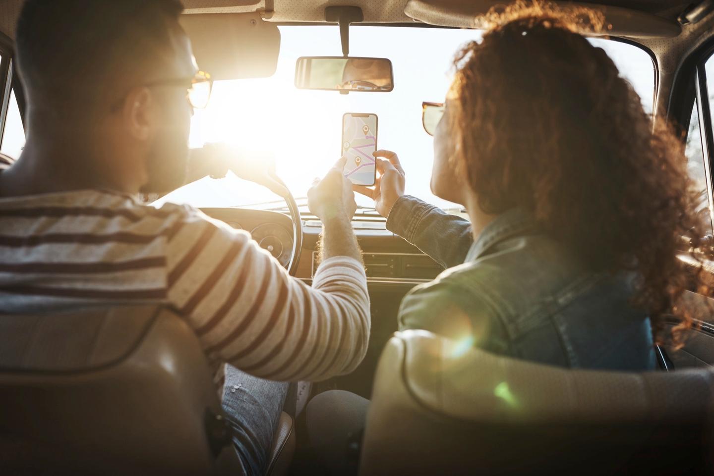bltd78da8c48e0d640f-reisemagazin-travelapps-paar-auto-g-1125687978.jpg reisemagazin-travelapps-paar-auto-g-1125687978.jpg