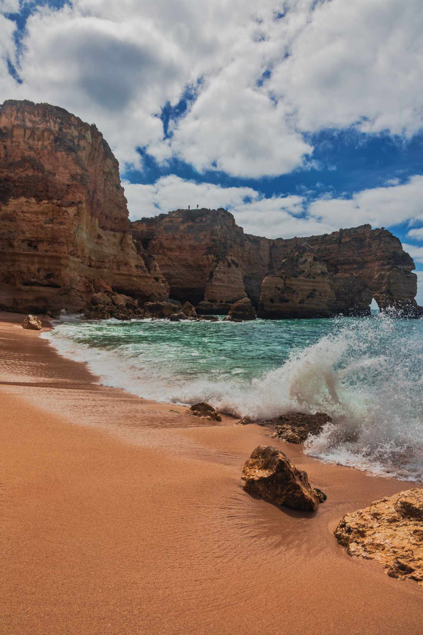 GettyImages-2255515355.jpg Algarve Urlaub: Praia da Marinha