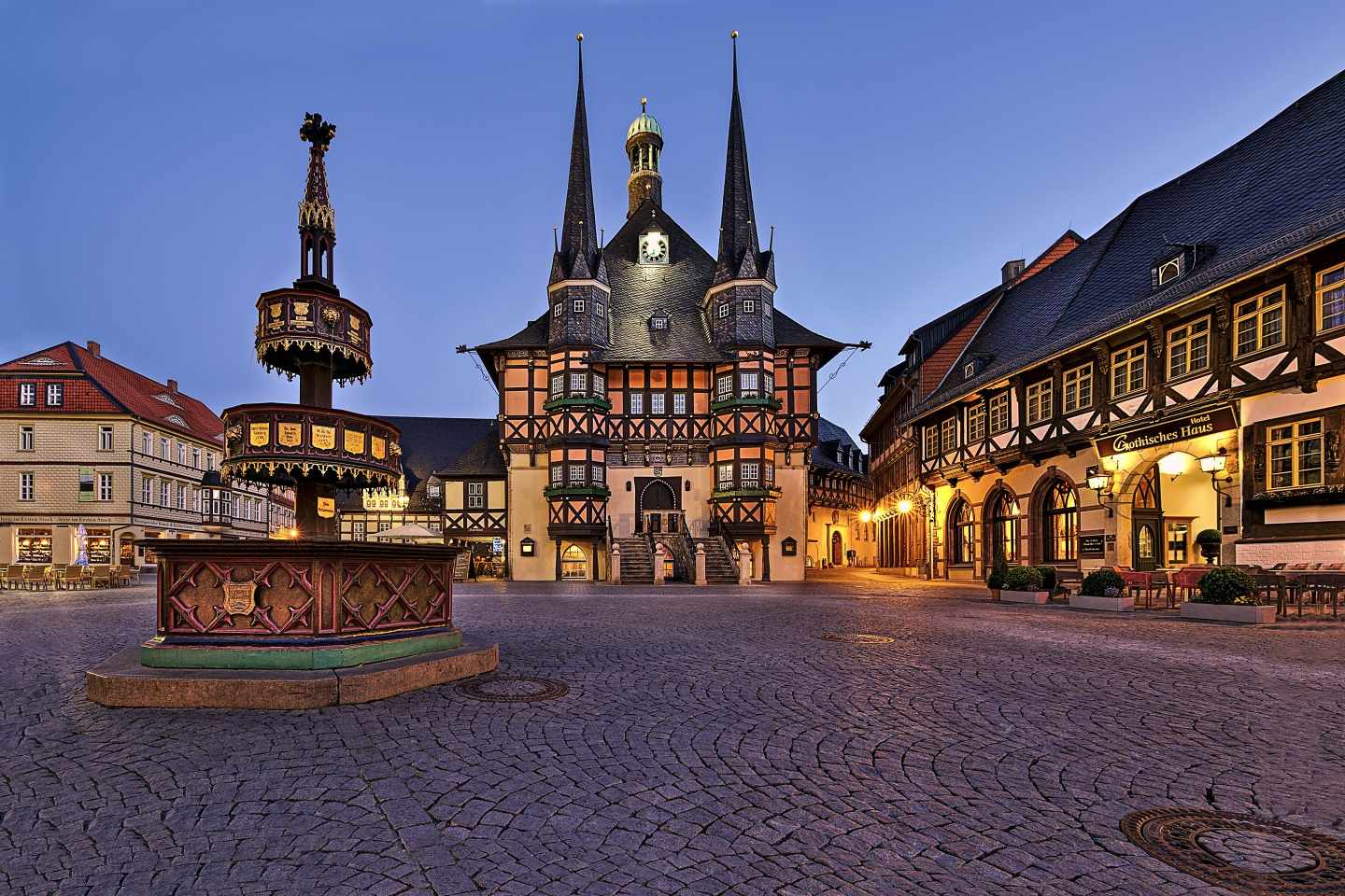 deutschland-rathaus-wernigerode-g-1189776146.jpg