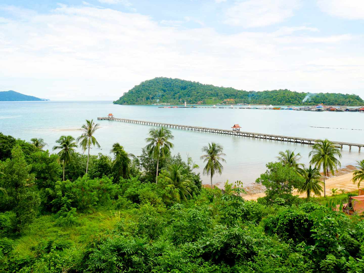 thailand-koh-chang-steg-t-642573016.jpg