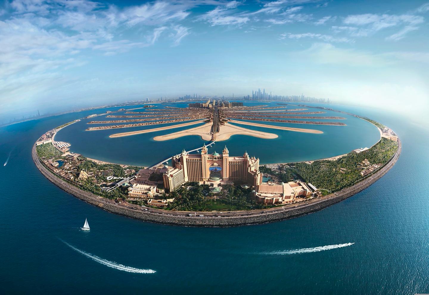 dubai-atlantis-aussen-halbrund-partner.jpg