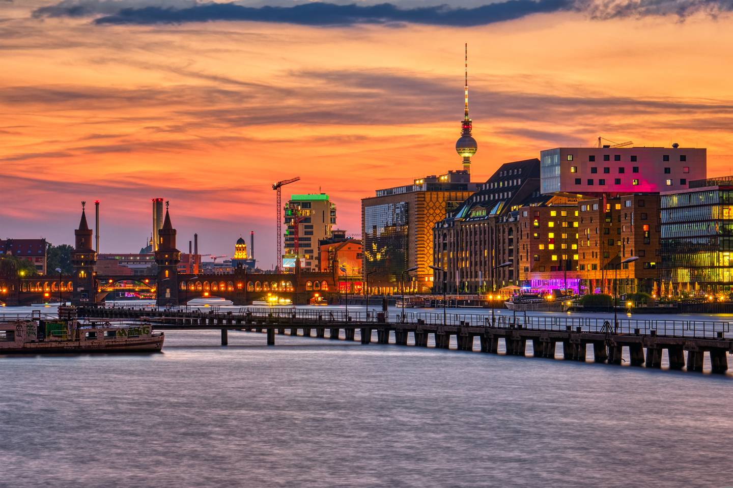 bltd5e10e594a93be76-deutschland-berlin-spree-sonnenuntergang-g-1168705230.jpg deutschland-berlin-spree-sonnenuntergang-g-1168705230.jpg