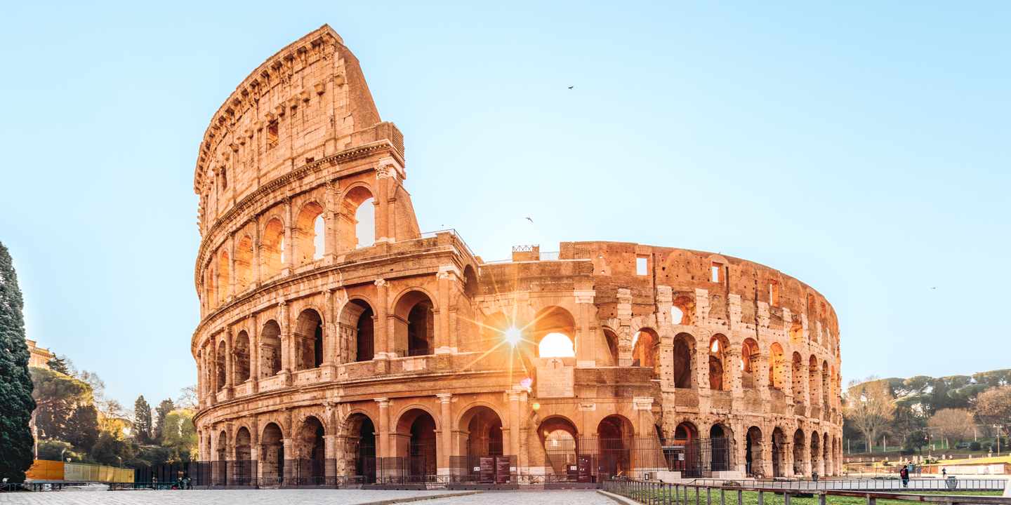 italien-rom-kolosseum-sonnenaufgang-boegen-staedtereise-g-2198862713.jpg