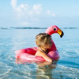 kind-pool-g-1217817646.jpg