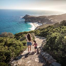 afrika-suedafrika-cape-point-familie-kinder-g-685435792.jpg