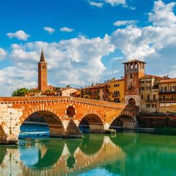 italien-venetien-verona-ponte-pietra-klein-g-610871156.jpg