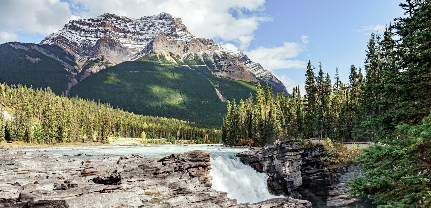 kanada-alberta-jasper-nationalpark-athabasca-falls-g-1765351262_bearbeitet.jpg