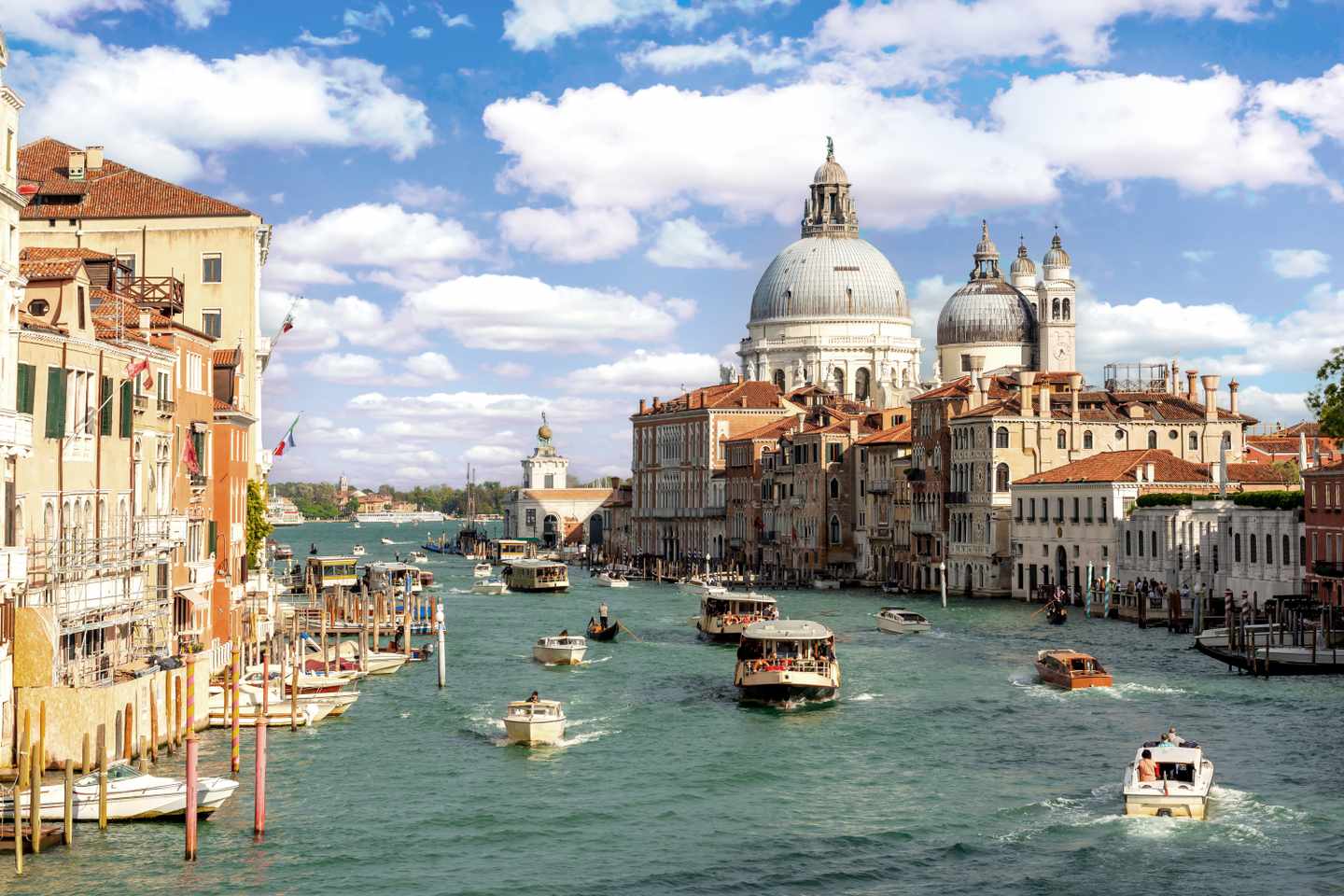 italien-venedig-vaporetto-g-1434517861.jpg