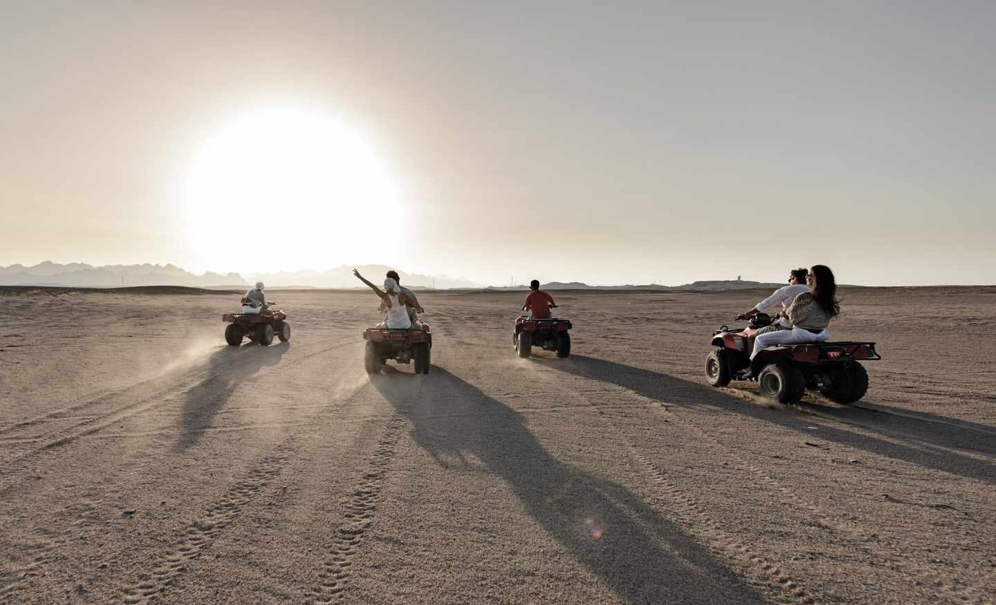 aegypten-makadi-bay-wueste-quads-g-1326035467.jpg