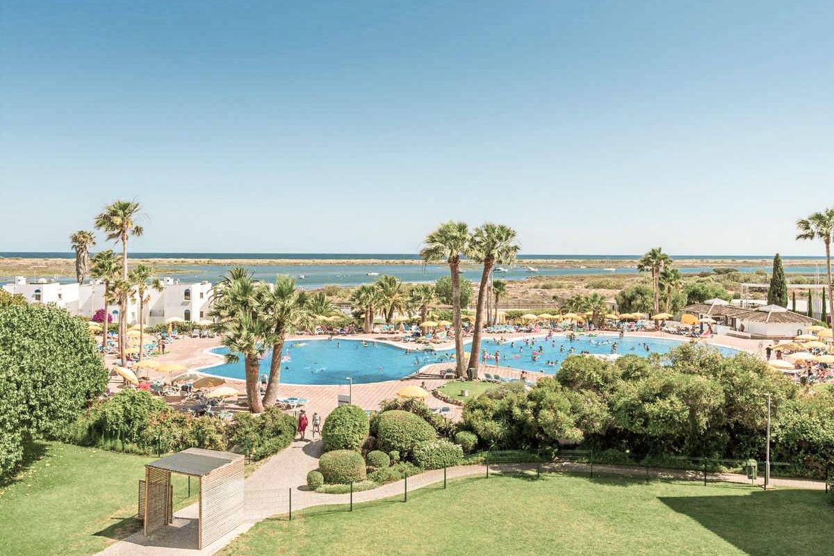 portugal-algarve-golden-club-cabanas.jpg