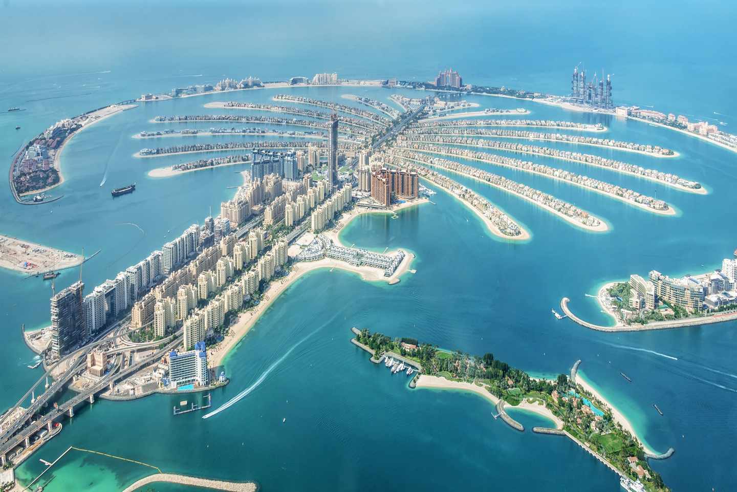 vae-dubai-palm-jumeirah-g-1097789900.jpg