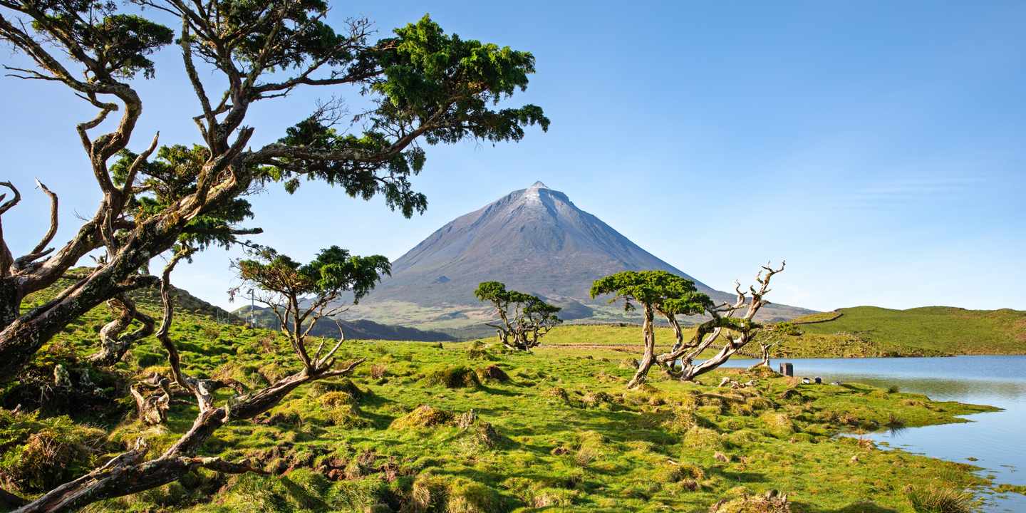portugal-azoren-monte-pico-vulkan-landschaft-berg-g-2201933071.jpg